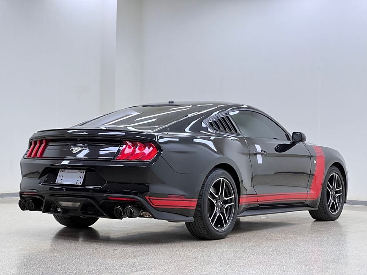 2022年6月福特 Mustang  2020款 2.3L EcoBoost