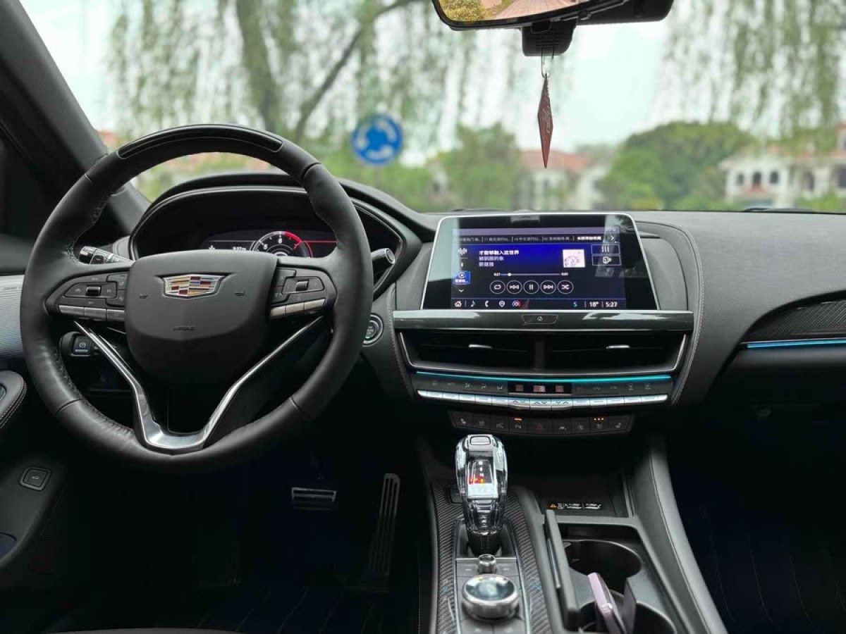 凱迪拉克 CT5  2023款 28T 鉑金超級輔助駕駛版圖片