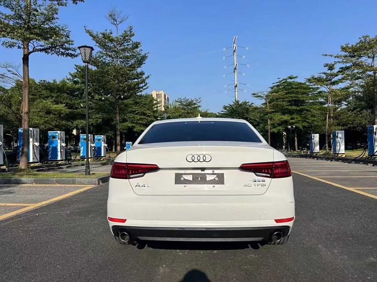 2017年3月奧迪 奧迪A4L  2017款 40 TFSI 時尚型