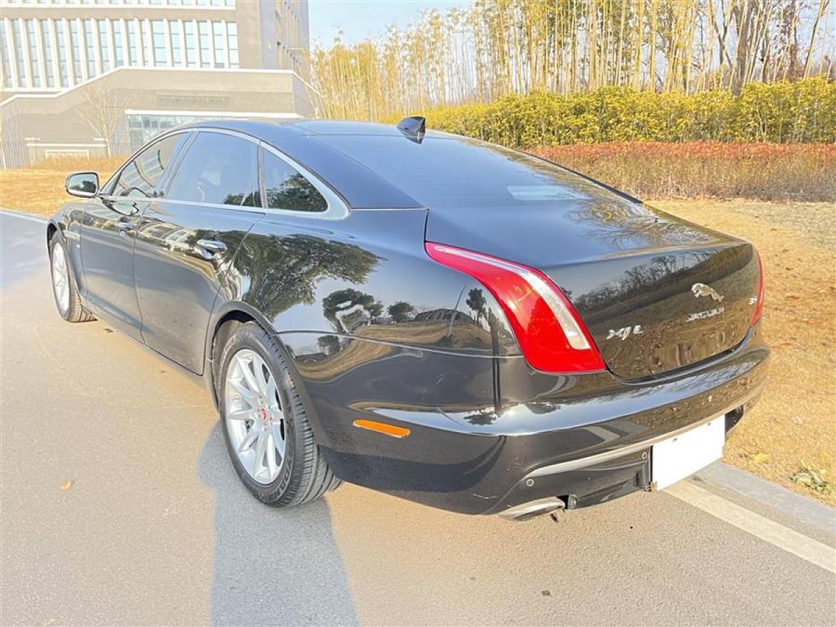 捷豹 XJ  2016款 XJL 3.0 SC 兩驅(qū)典雅商務(wù)版圖片