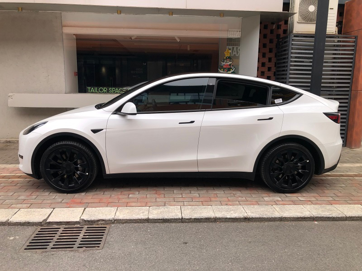 特斯拉 Model Y  2022款 改款 后輪驅(qū)動版圖片