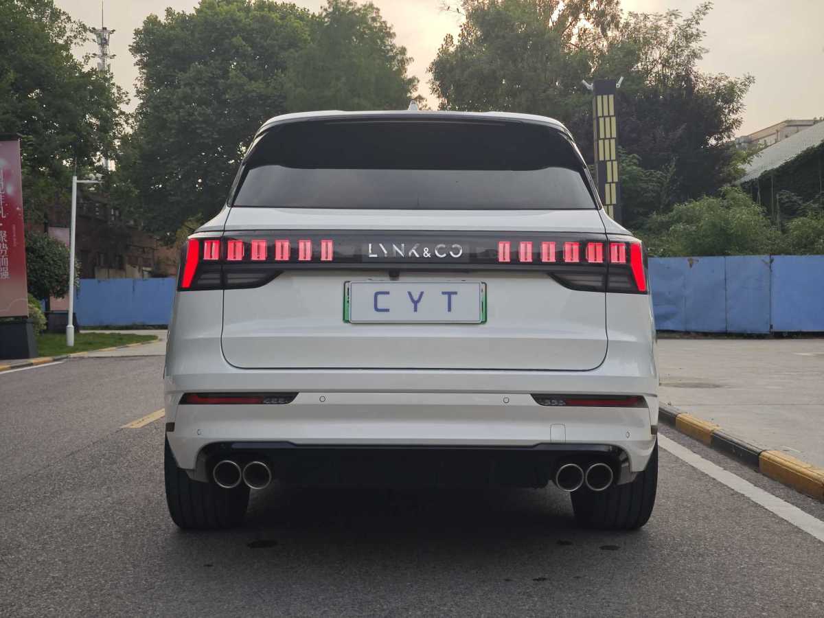 領(lǐng)克 領(lǐng)克09新能源  2021款 2.0T PHEV Halo 七座圖片