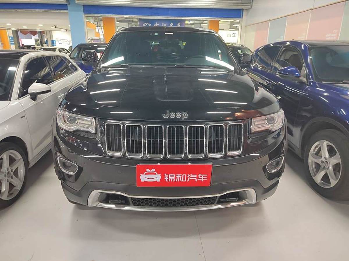 Jeep 大切諾基  2014款 3.6L 精英導(dǎo)航版圖片