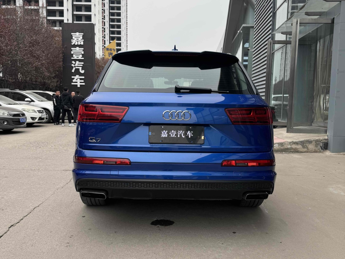 奧迪 奧迪Q7  2016款 45 TFSI S line運(yùn)動(dòng)型圖片