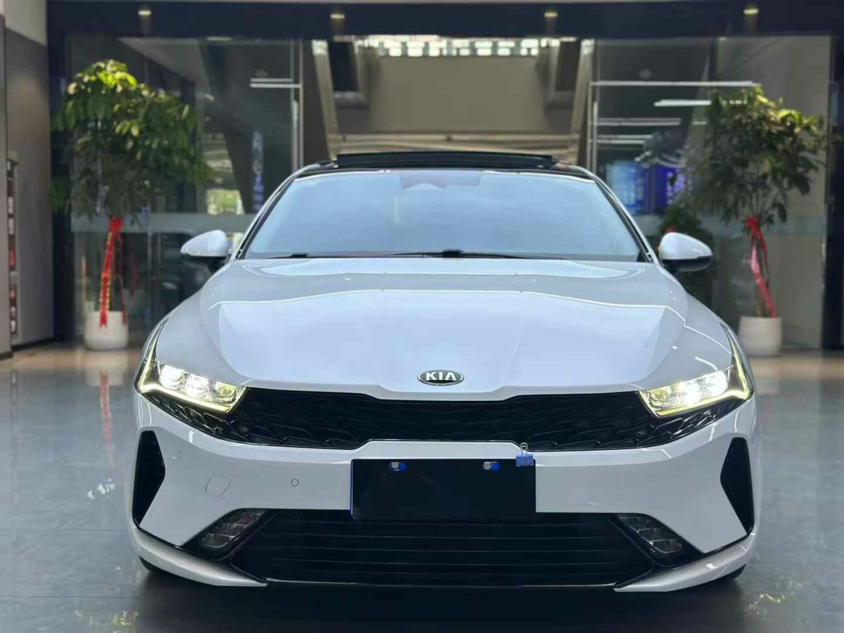 起亞 K5  2021款 270T CVVD 時(shí)尚版圖片