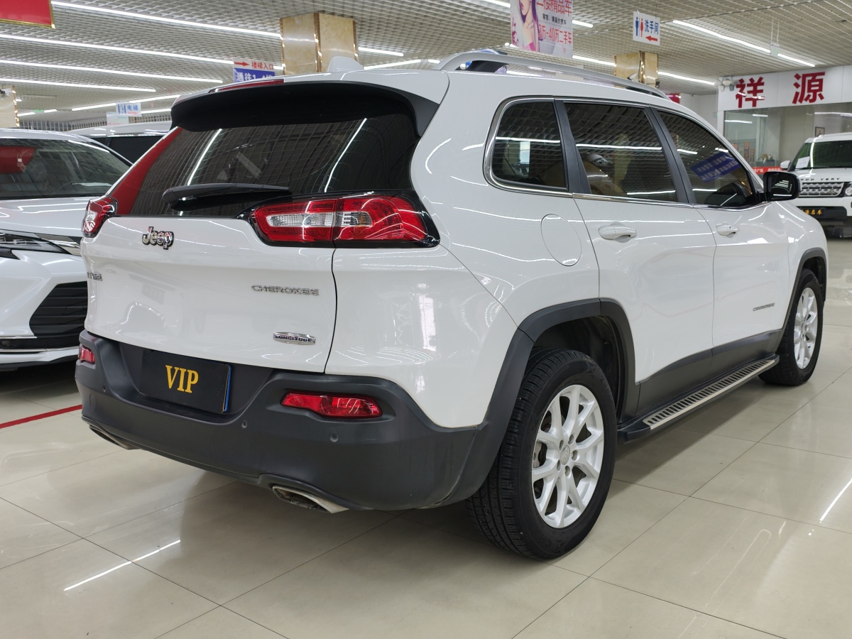 Jeep 自由光  2017款 2.4L 领先智能版图片