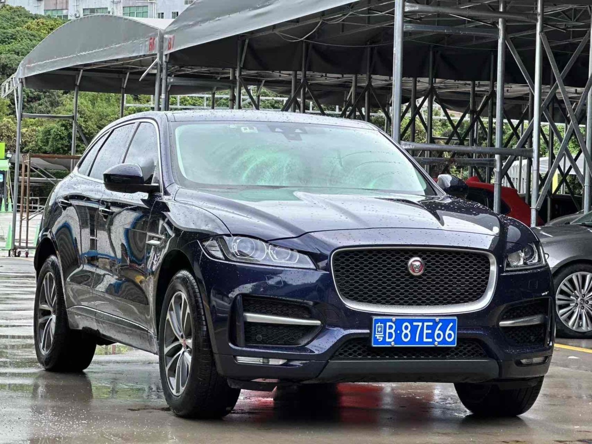 捷豹 F-PACE  2016款 2.0T 兩驅(qū)R-Sport運動版圖片