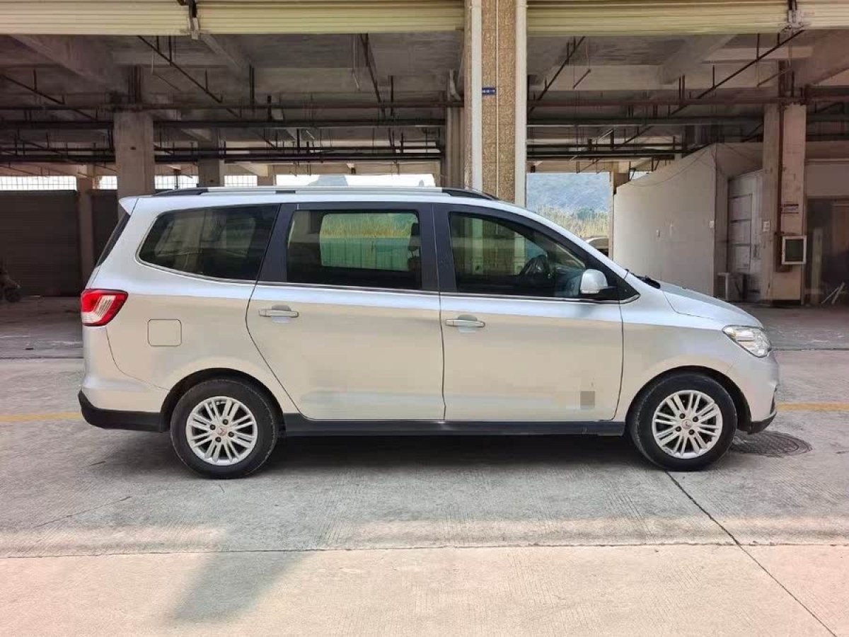 五菱 五菱宏光  2015款 1.5L S1舒適國V圖片
