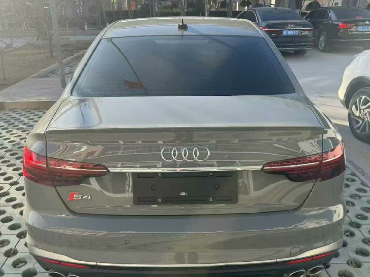 奧迪 奧迪S3  2021款 S3 Limousine edition one 歐洲版圖片