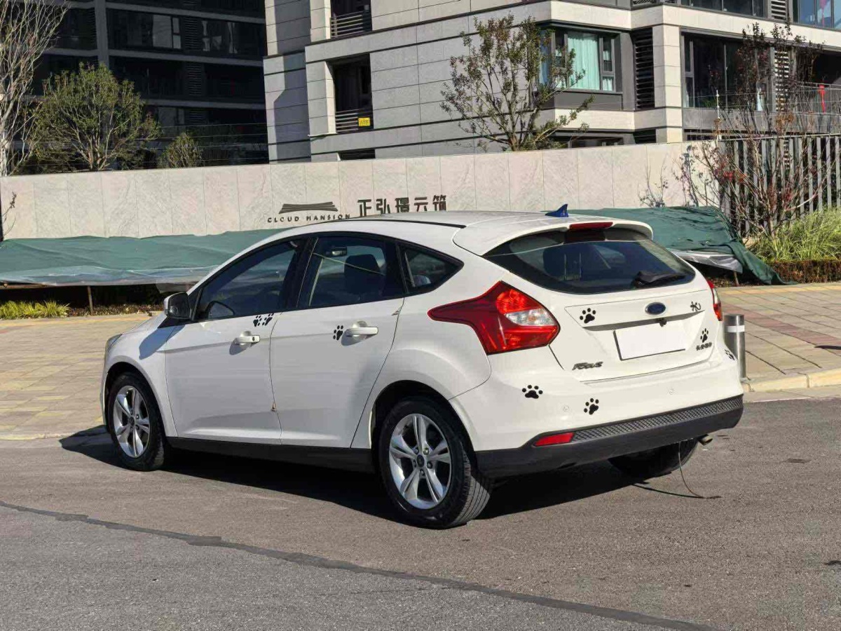 福特 ?？怂? 2012款 兩廂 1.6L 自動(dòng)風(fēng)尚型圖片