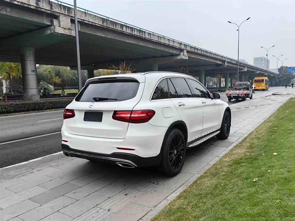 奔馳 奔馳GLC  2017款 GLC 260 4MATIC 動(dòng)感型圖片