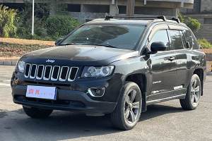 指南者 Jeep 改款 2.4L 四驅(qū)舒適版