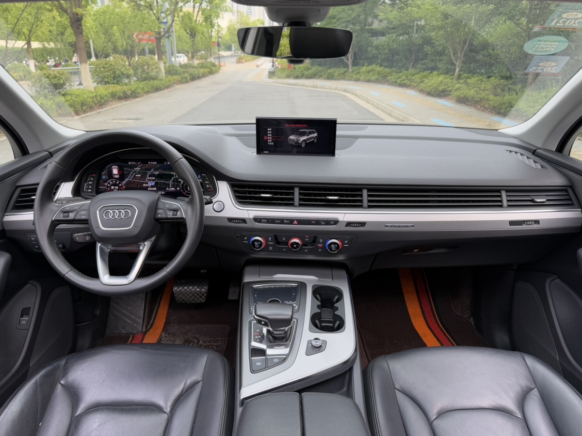 奧迪 奧迪Q7  2019款 55 TFSI 技術(shù)型圖片