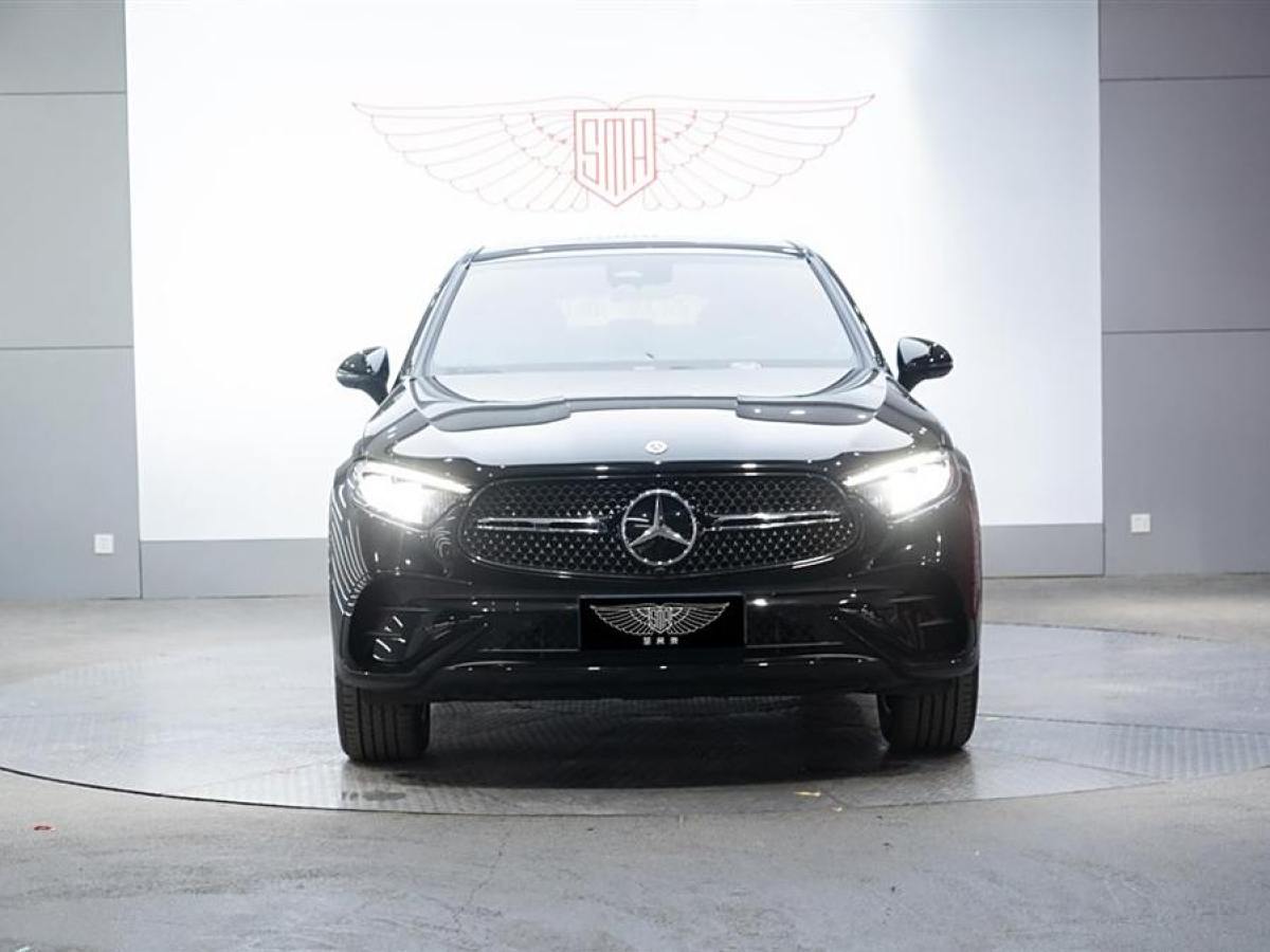 奔馳 奔馳GLC  2024款 GLC 260 4MATIC 轎跑SUV圖片