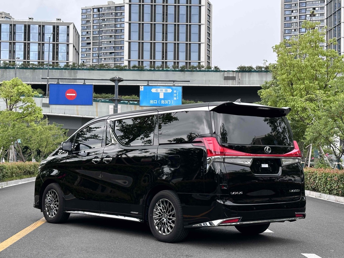 雷克薩斯 LM  2020款 300h 七座雋雅版圖片