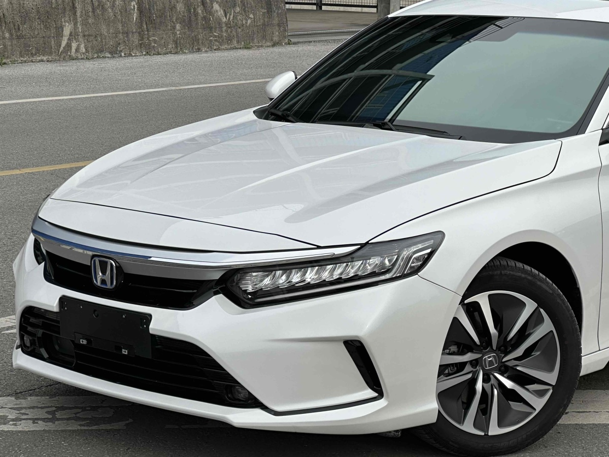 本田 INSPIRE  2022款 銳?混動 2.0L 凈雅版圖片