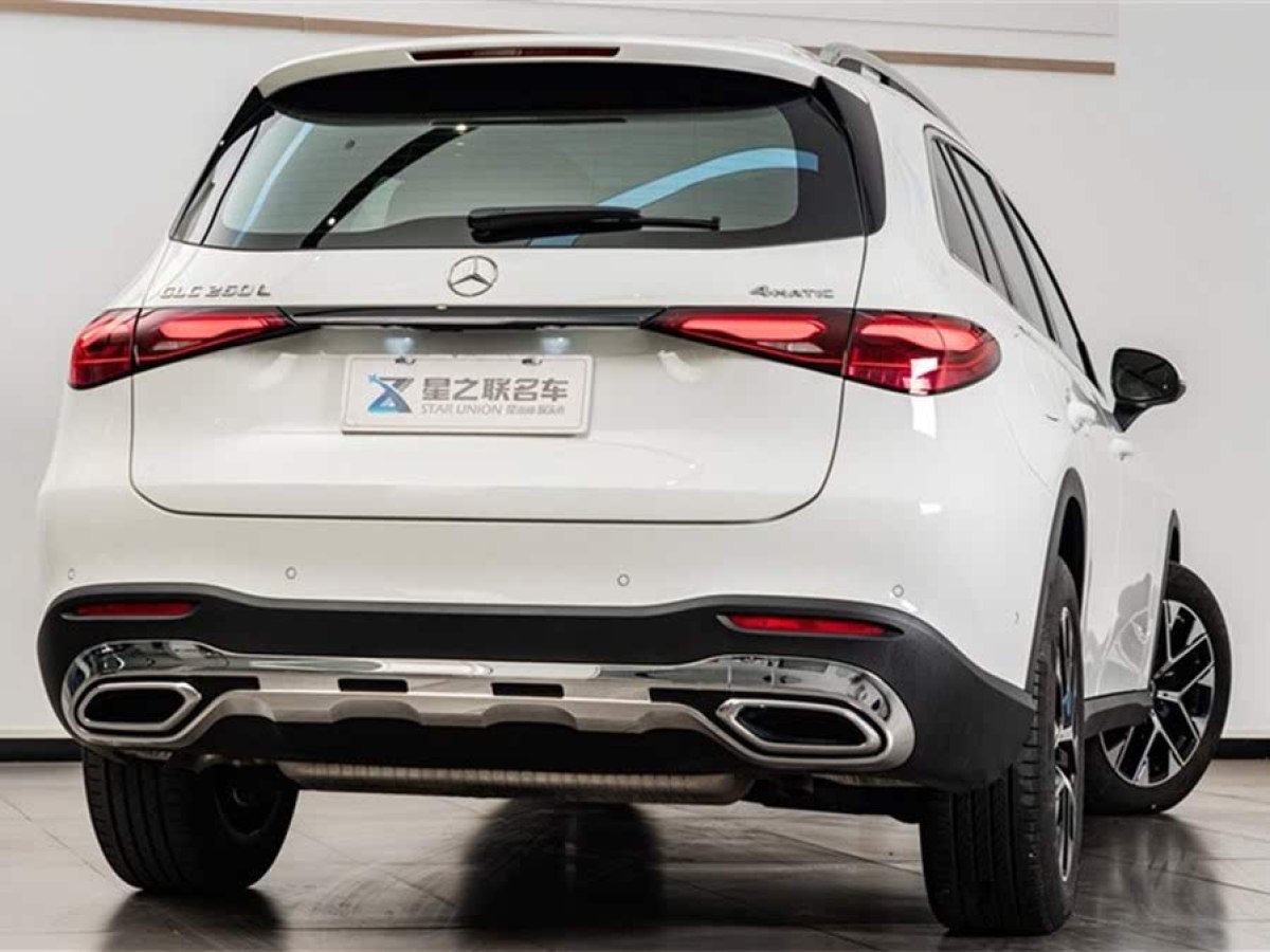奔馳 奔馳GLC  2018款 改款 GLC 260 4MATIC 動(dòng)感型圖片