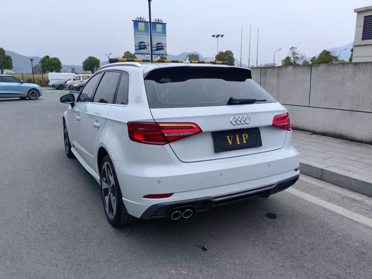 奧迪 奧迪A3  2019款 A3 35TFSI Limousine時尚型圖片