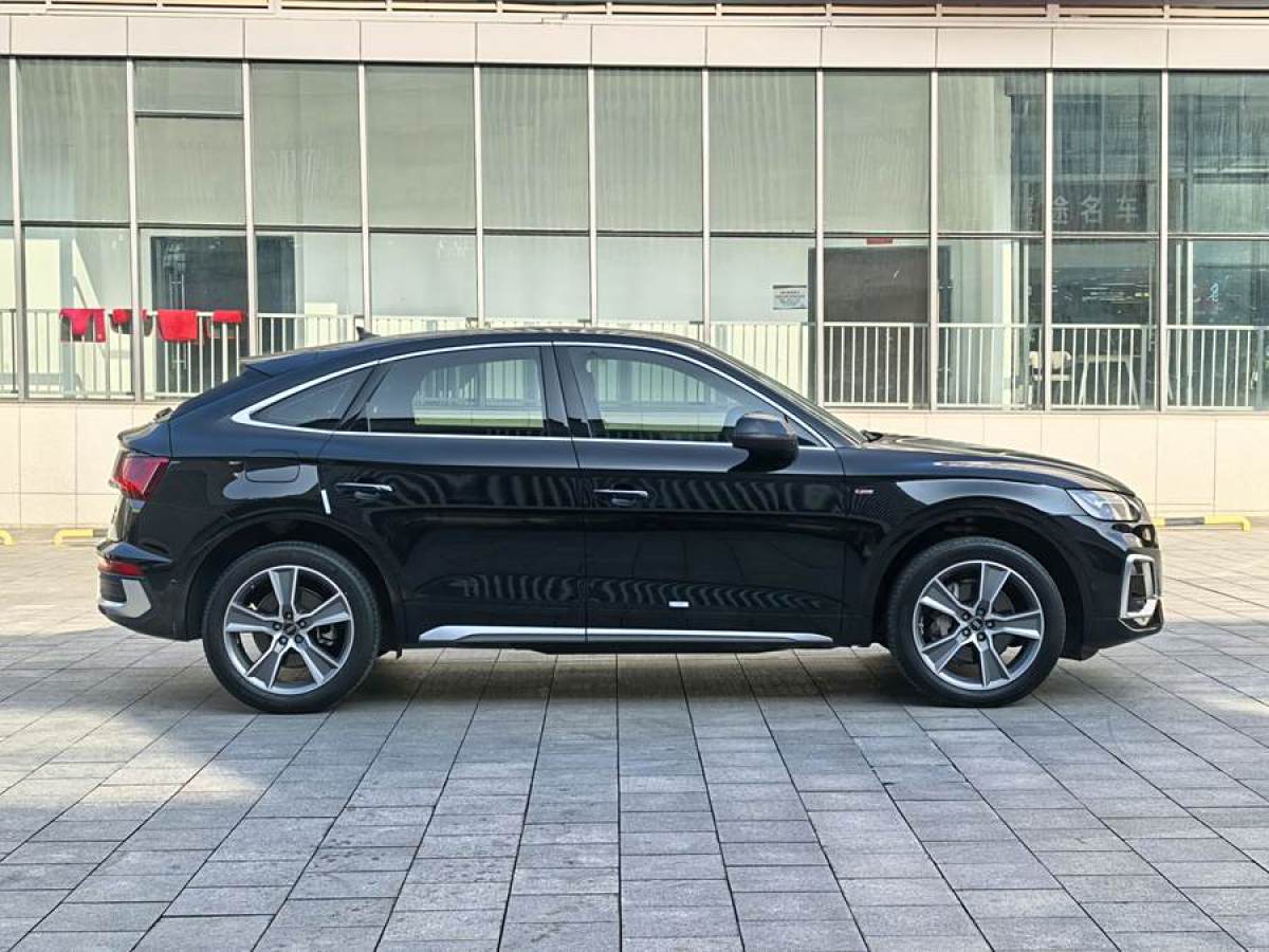 奧迪 奧迪Q5L Sportback  2022款 改款 40 TFSI 豪華型圖片