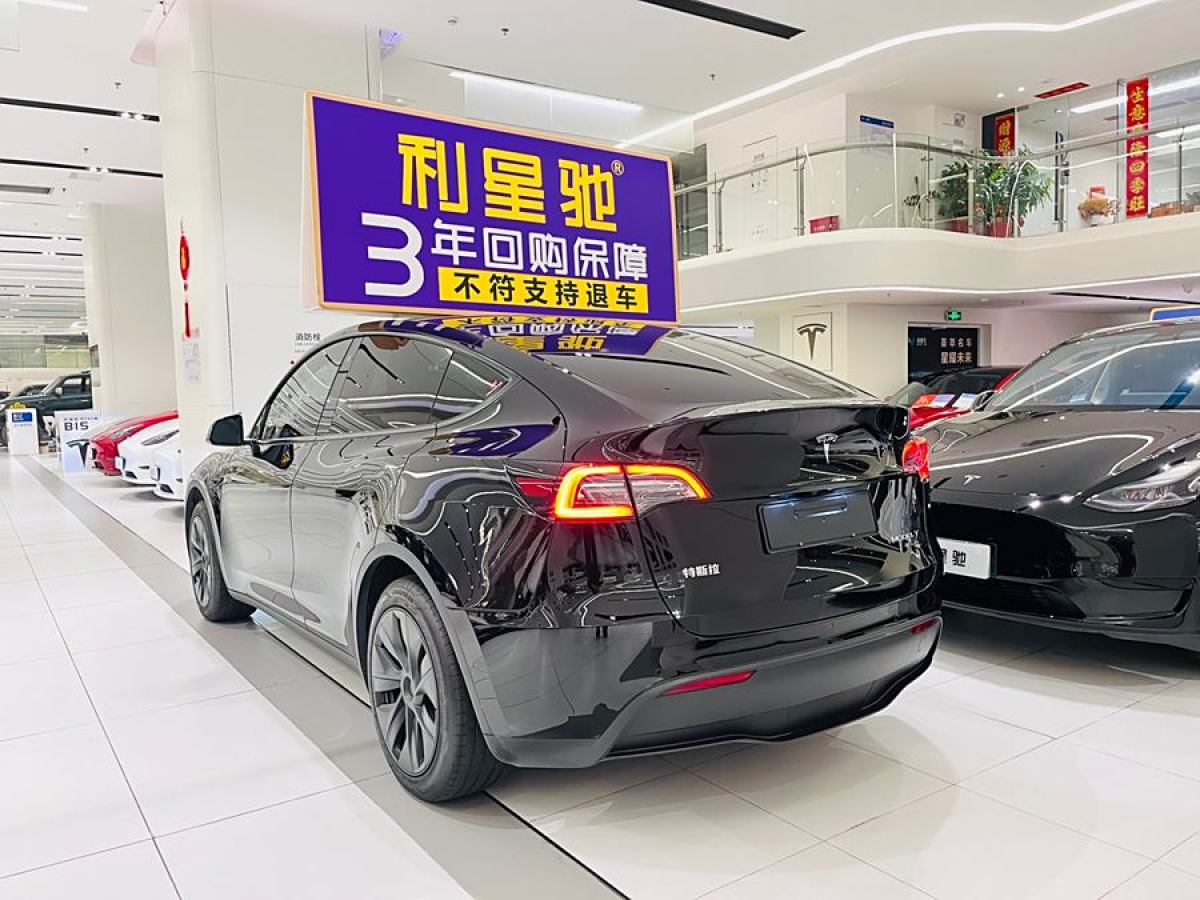 特斯拉 Model 3  2023款 煥新版 后輪驅(qū)動圖片