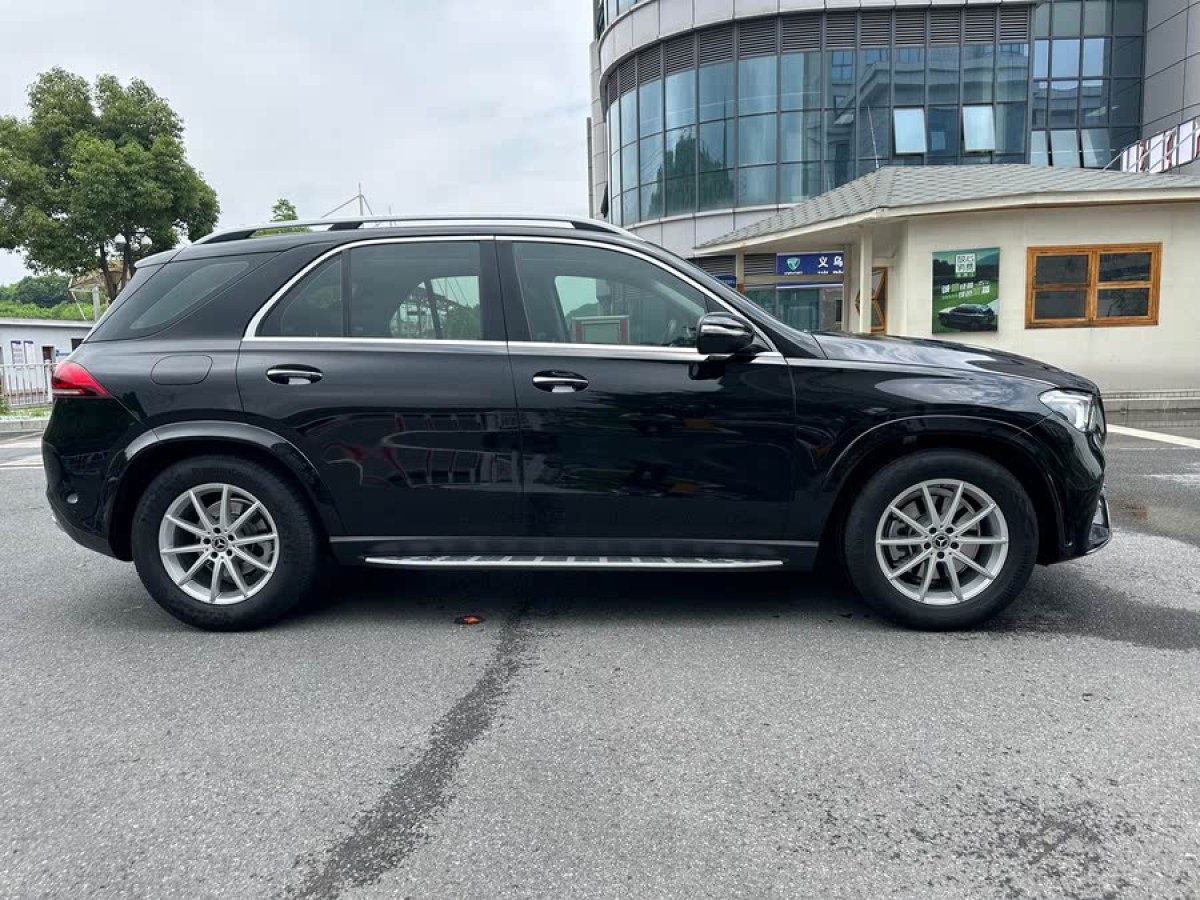 奔馳 奔馳GLE  2024款 改款 GLE 350 4MATIC 時(shí)尚型圖片