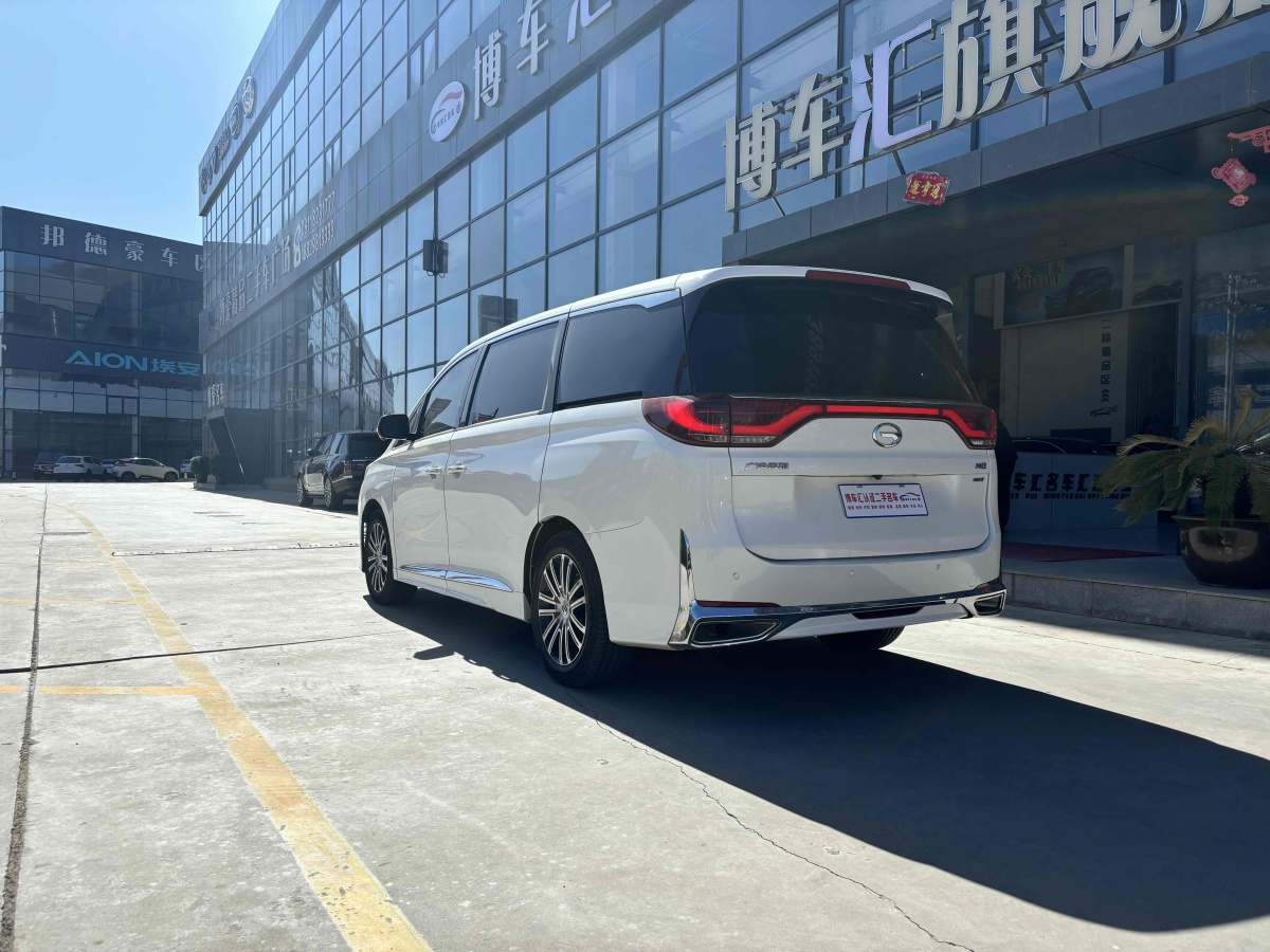 廣汽傳祺 M8  2021款 領(lǐng)秀系列 390T 至尊版圖片