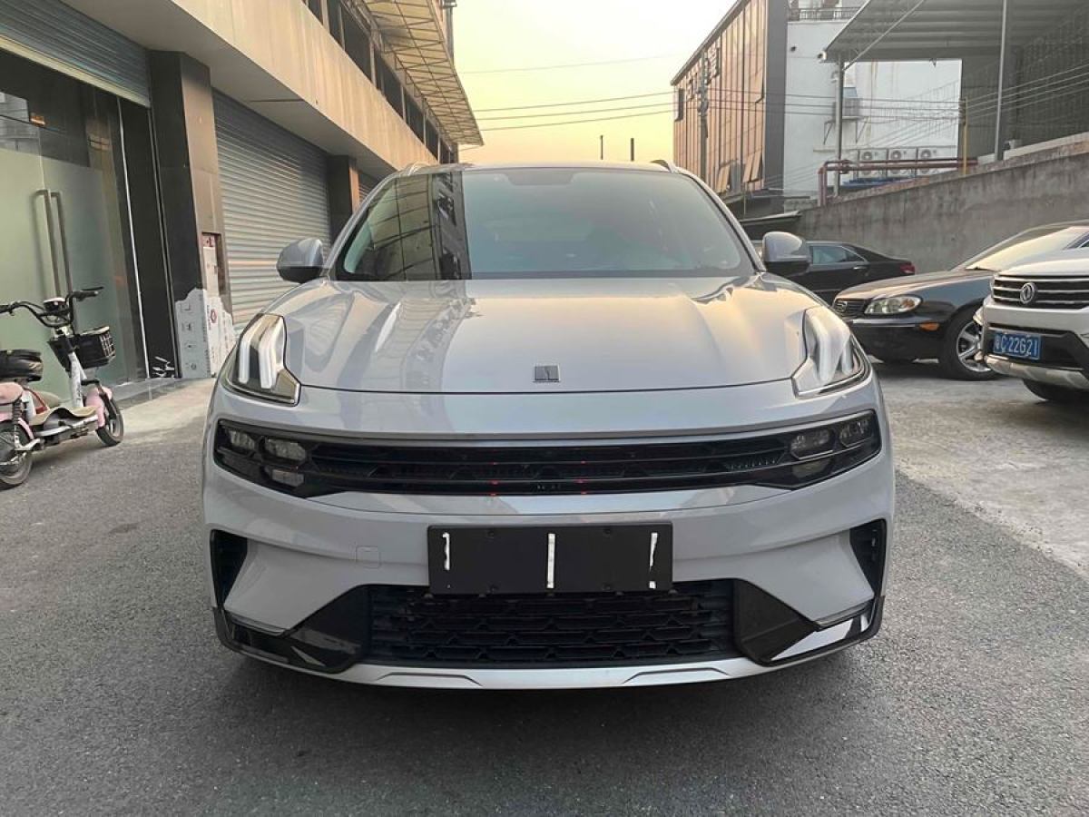 領(lǐng)克 領(lǐng)克06新能源  2022款 PHEV 84KM續(xù)航版 Pro圖片