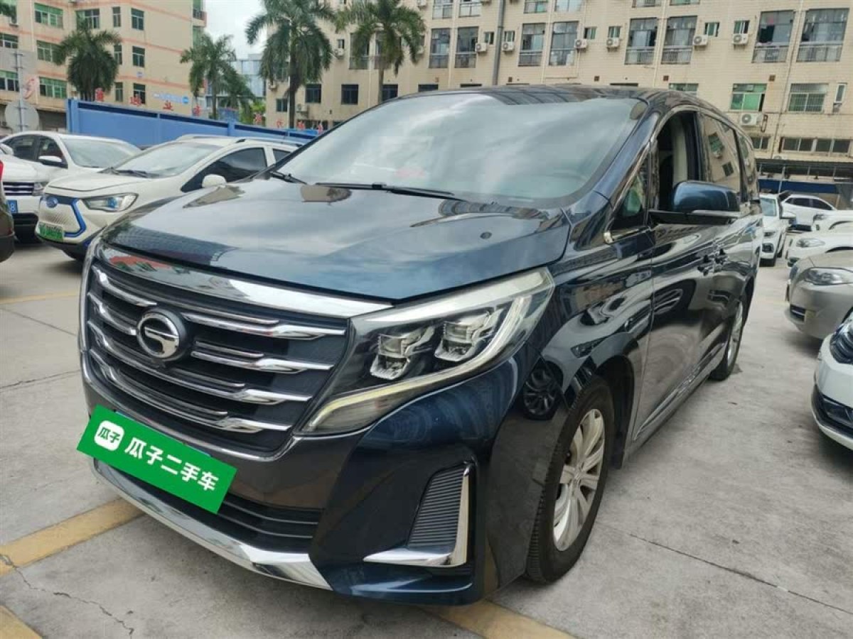 廣汽傳祺 M8  2020款 領(lǐng)航款 390T 尊享版圖片