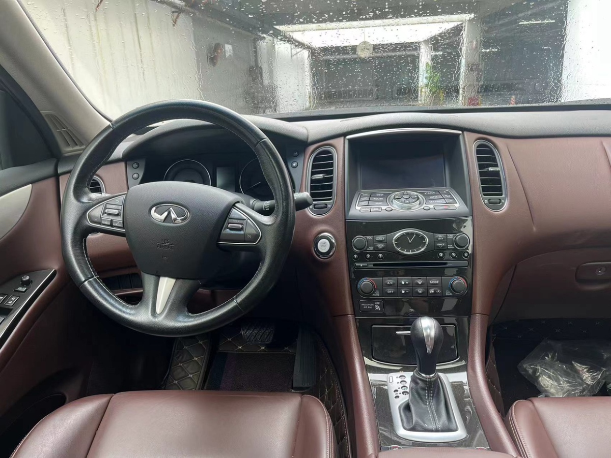 2017年01月英菲尼迪 QX50  2015款 2.5L 悅享版