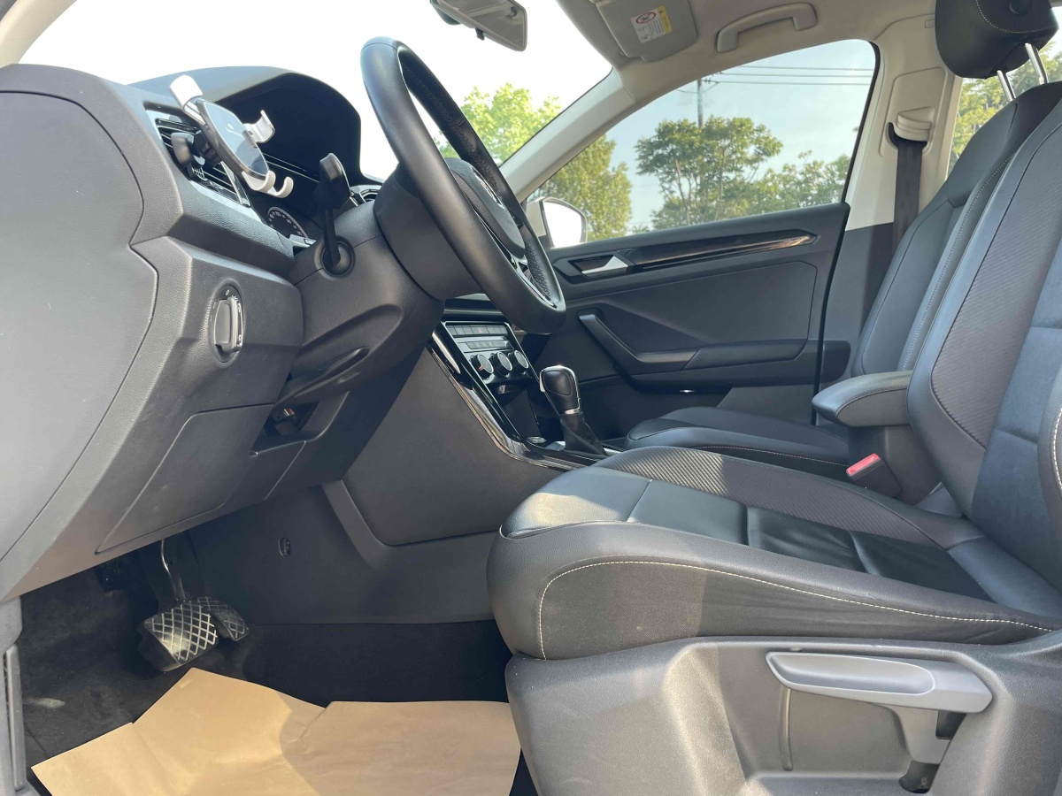 2018年10月大眾 T-ROC探歌  2019款 280TSI DSG兩驅(qū)舒適型 國(guó)V