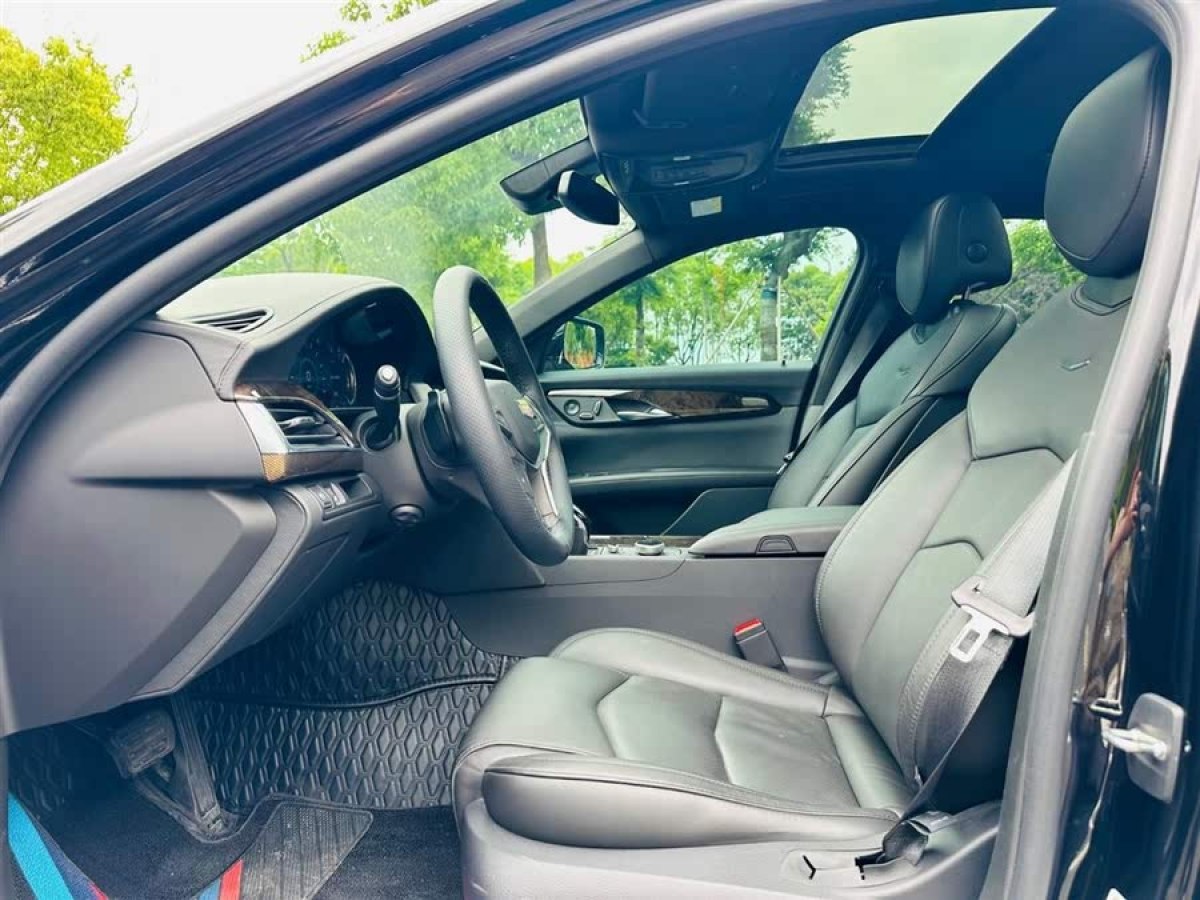 凱迪拉克 CT6  2020款 改款 28T 時(shí)尚型圖片