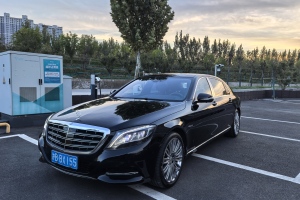 迈巴赫S级 奔驰 S 500 4MATIC