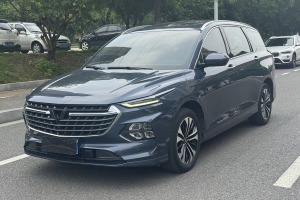 五菱凱捷 五菱 1.5T 自動(dòng)旗艦型頭等艙