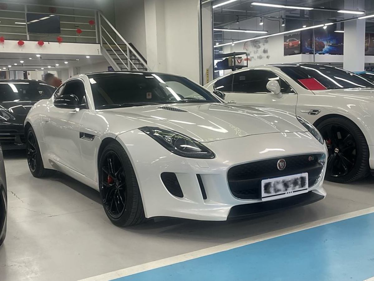 捷豹 F-TYPE  2016款 3.0T 硬頂版圖片