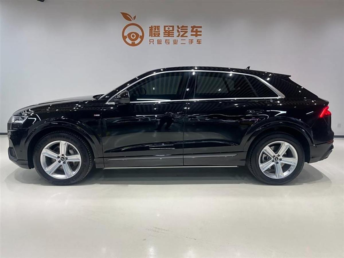 奧迪 奧迪Q8  2022款 45 TFSI 豪華動(dòng)感型圖片