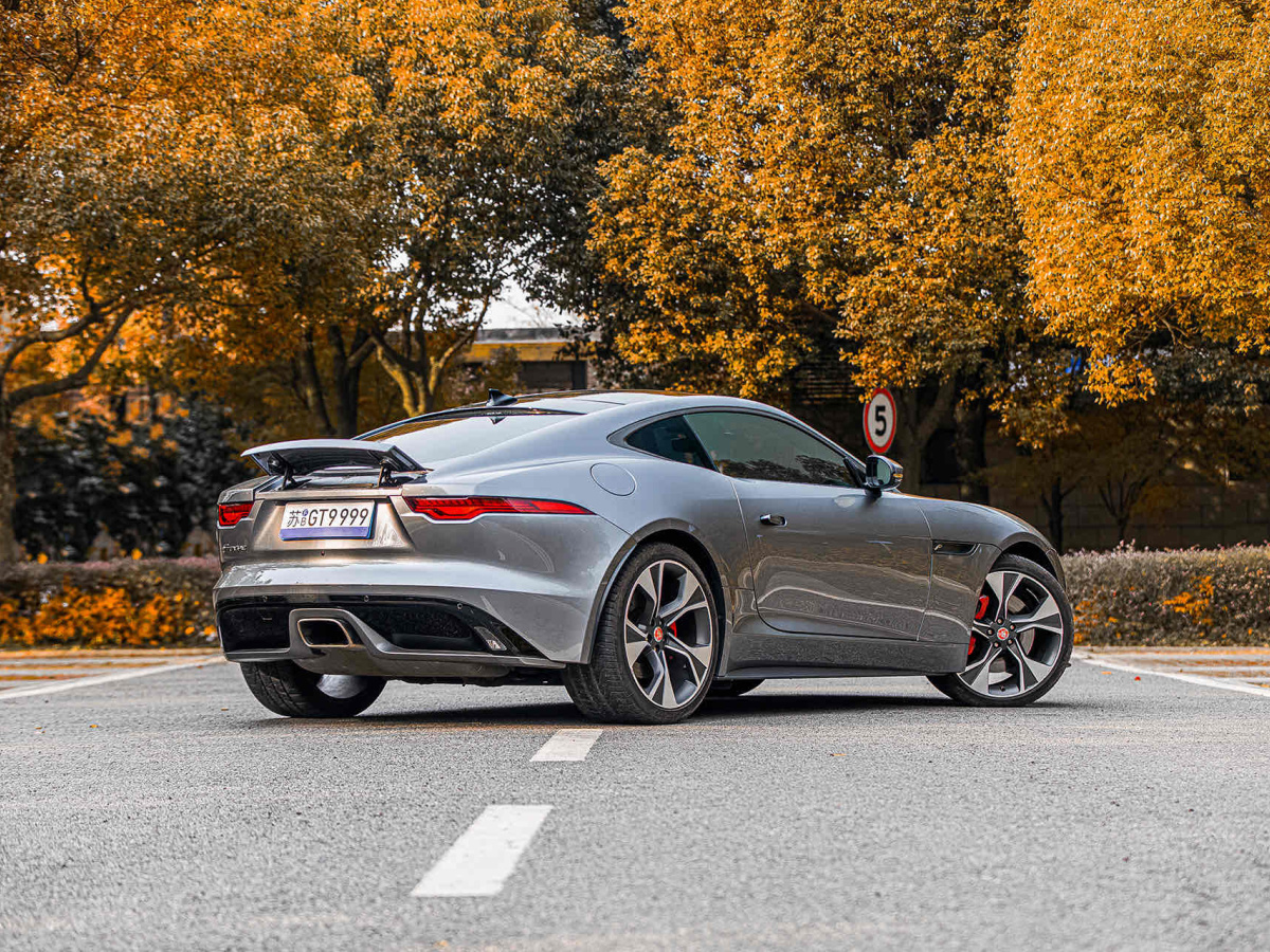 捷豹 F-TYPE  2021款 P300 后驅(qū)First Edition硬頂版圖片