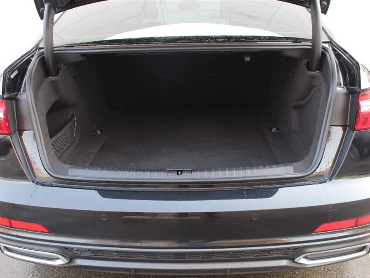 奧迪 奧迪A6L  2020款 45 TFSI 臻選動(dòng)感型圖片