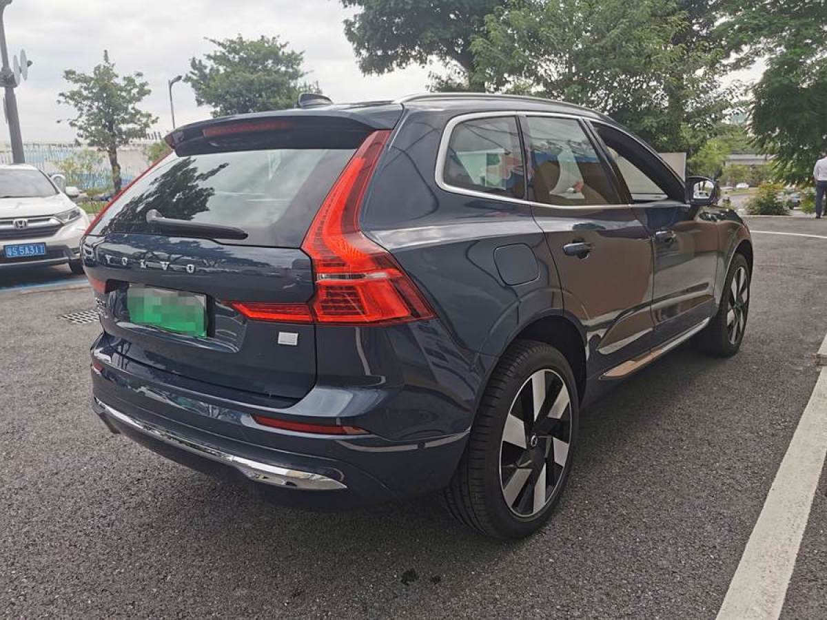 沃爾沃 XC60新能源  2024款 T8 插電混動 長續(xù)航四驅(qū)智雅豪華版圖片