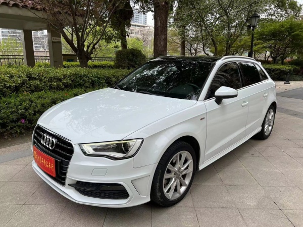 奥迪 奥迪A3  2014款 Sportback 40 TFSI S line 舒适型