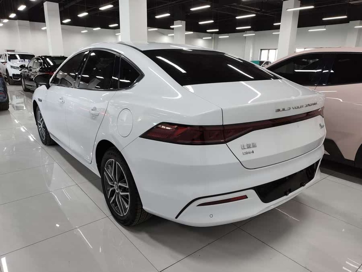 比亞迪 秦PLUS  2021款 DM-i 120KM 尊貴型圖片