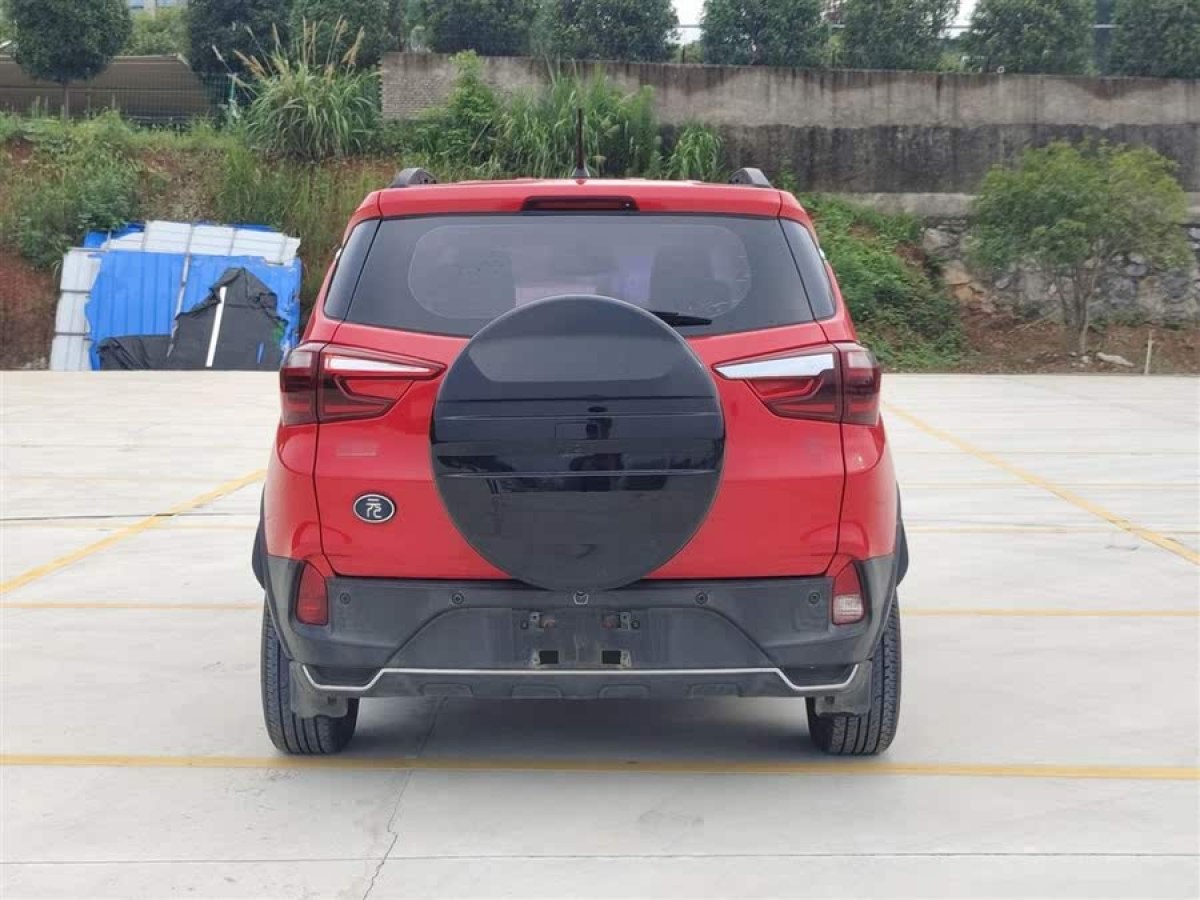 比亞迪 元新能源  2018款 EV360 智聯(lián)炫酷型圖片
