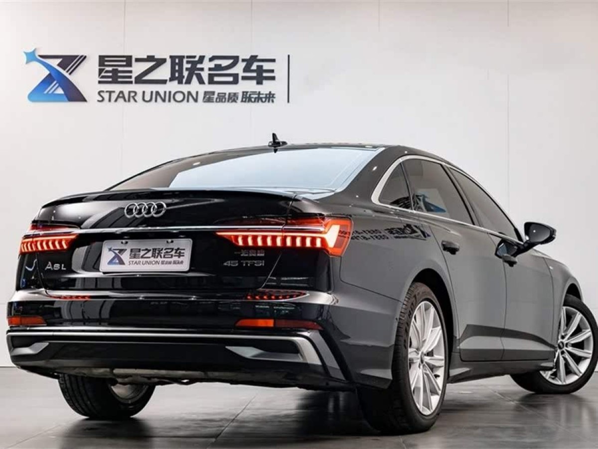 奧迪 奧迪A6L  2023款 改款 45 TFSI 臻選動感型圖片