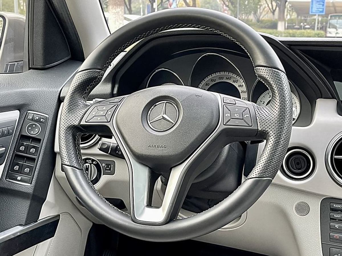 奔馳 奔馳GLK級  2013款 GLK 300 4MATIC 動感天窗型圖片