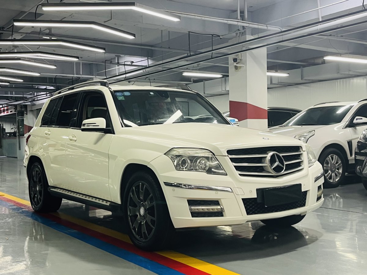 2012年10月奔馳 奔馳GLK級(jí)  2011款 GLK 300 4MATIC 時(shí)尚型