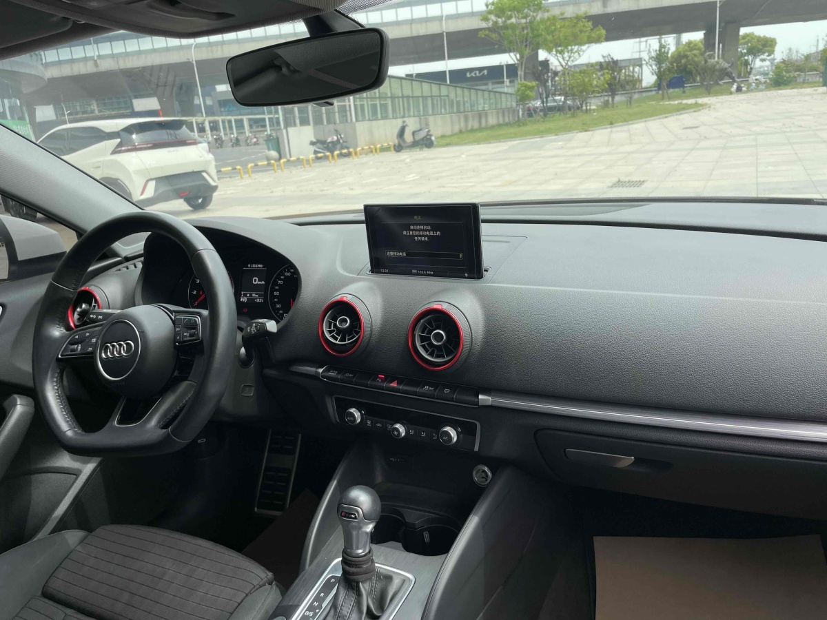 2020年4月奧迪 奧迪A3  2019款 Sportback 35 TFSI 運動型 國VI