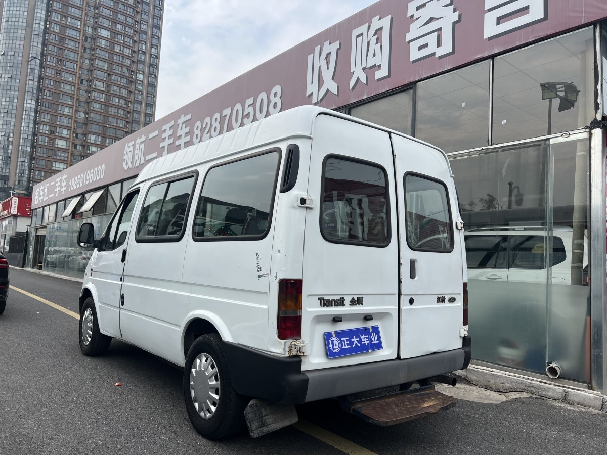 福特 經(jīng)典全順  2015款 2.8T柴油多功能車短軸6座中頂JX493ZLQ4圖片