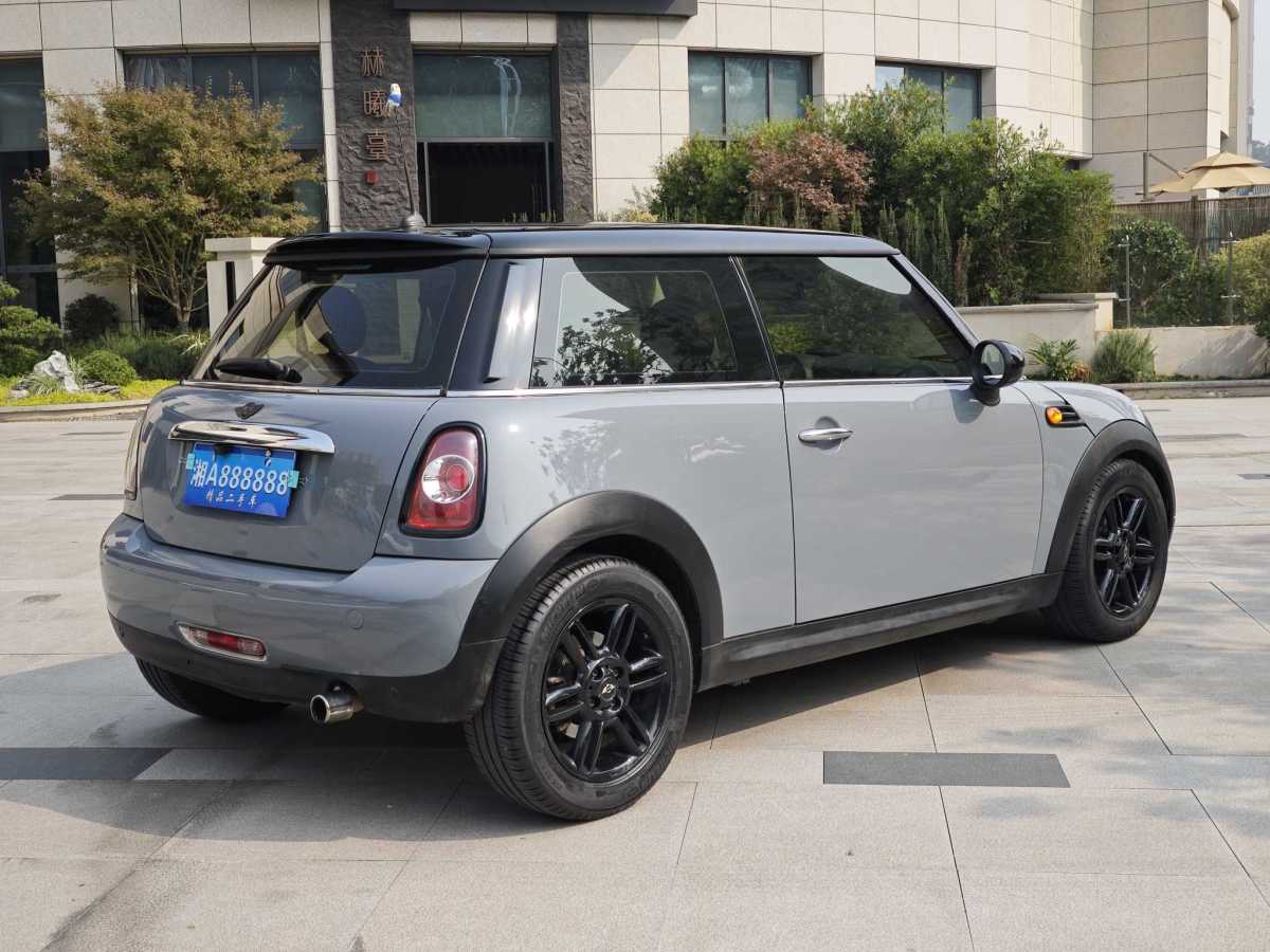 MINI COUNTRYMAN  2011款 1.6L COOPER Excitement圖片