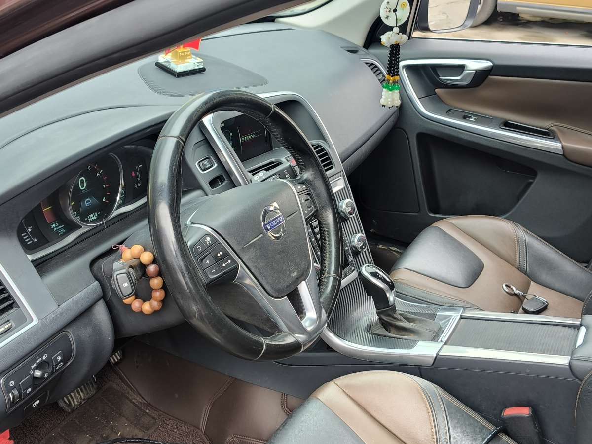 沃爾沃 XC60  2015款 T5 AWD 智遠(yuǎn)版圖片