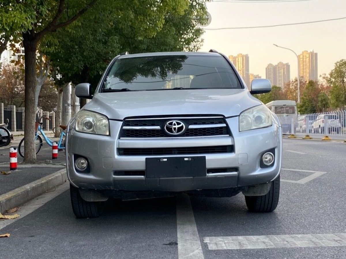 豐田 RAV4榮放  2009款 2.4L 手動豪華導航版圖片