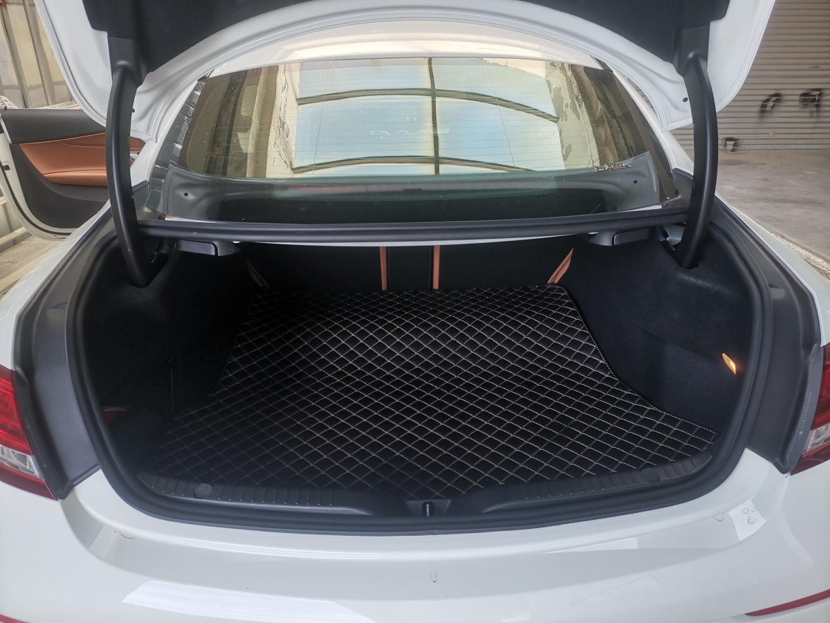 奔驰 奔驰C级  2018款 C 200 4MATIC 轿跑车图片